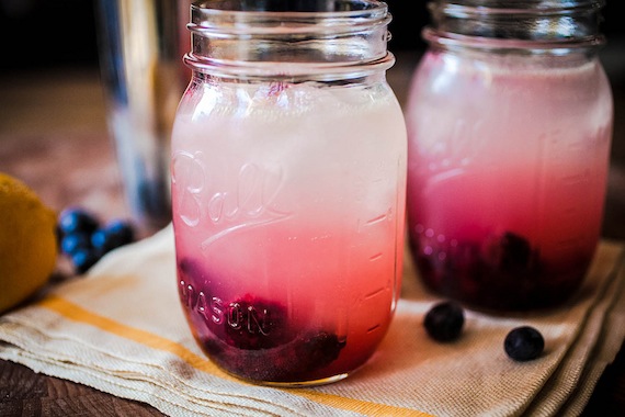 Bramble cocktail 