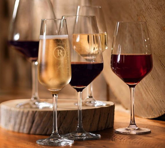 Wine Glass pour