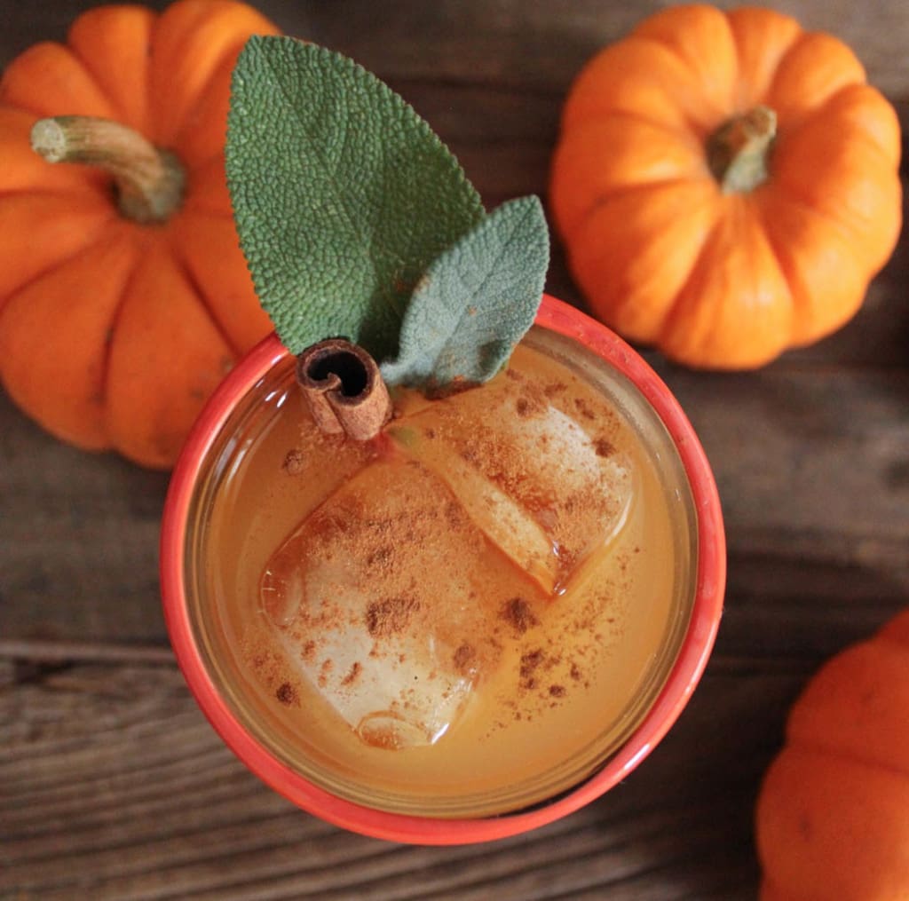 Spiced-pumpkin-punch-with-bourbon-31