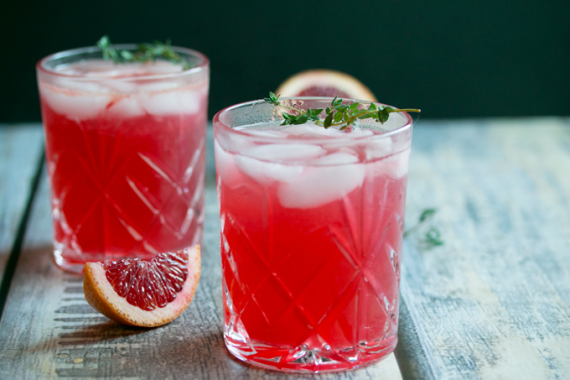 hard-thyme-infused-blood-orange-lemonade-4